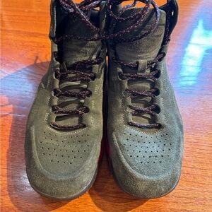 Under Armour UA Curry 1 Lux Suede Olive Dark Green Men's 8.5